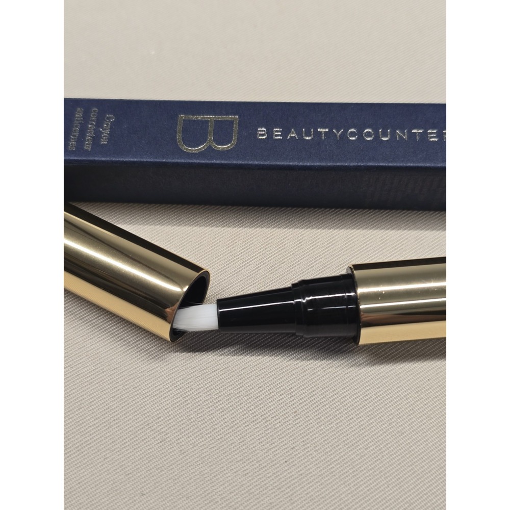 Beautycounter Touchup Concealer Pen Medium 2 2.5 mL Touch Up Brush Pen